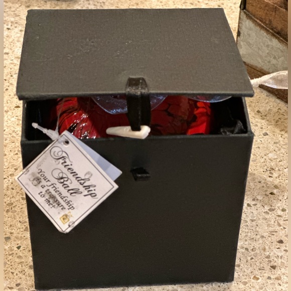 HANDCRAFTED Blown Glass FRIENDSHIP Beautiful Red  Multicolor ORNAMENT 4.5-5” - Picture 3 of 16